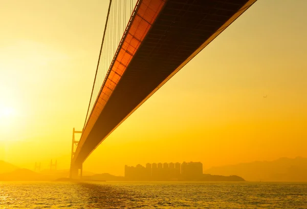 Tsing ma Brücke im Sonnenuntergang — Stockfoto