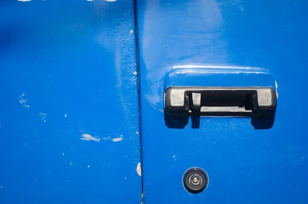 Cierre de puerta de coche con cerradura — Foto de Stock