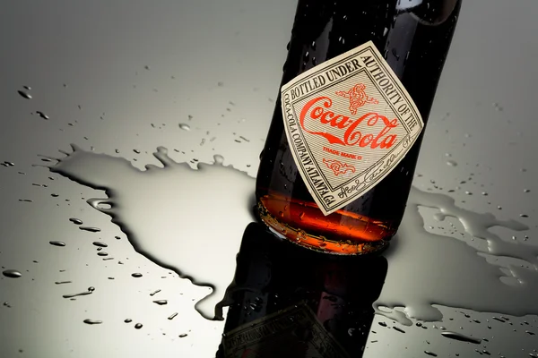 Coca cola-flaska Royaltyfria Stockfoton