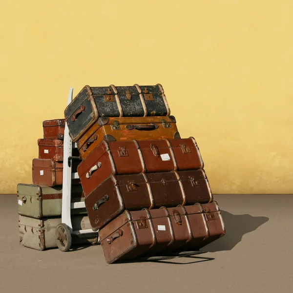 Винтажные чемоданы — стоковое фото
