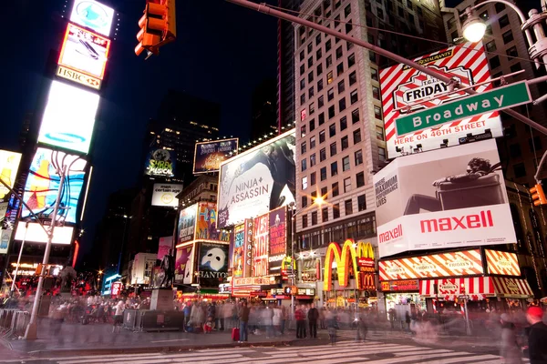 Broadway at Times Square by Night — Stock Photo, Image