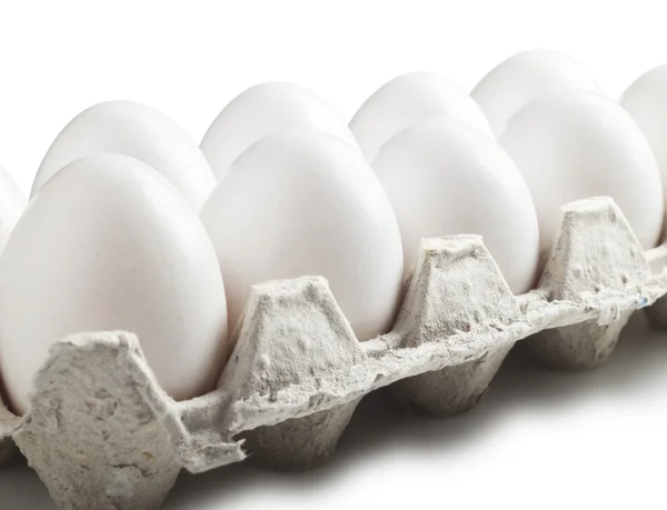 Белые яйца — стоковое фото