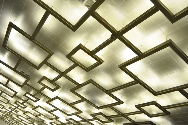 Illuminazione a soffitto — Foto Stock