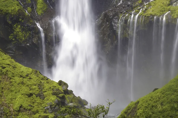 Powerful waterfall — Stock Photo, Image