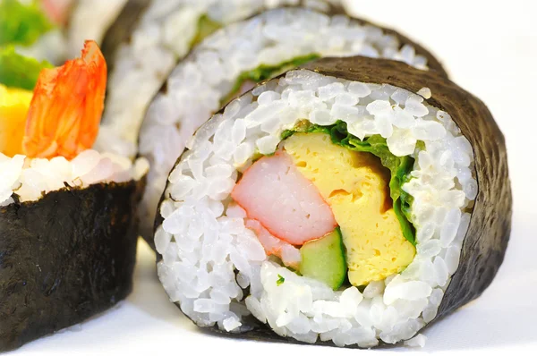 Japanilainen sushi roll — kuvapankkivalokuva