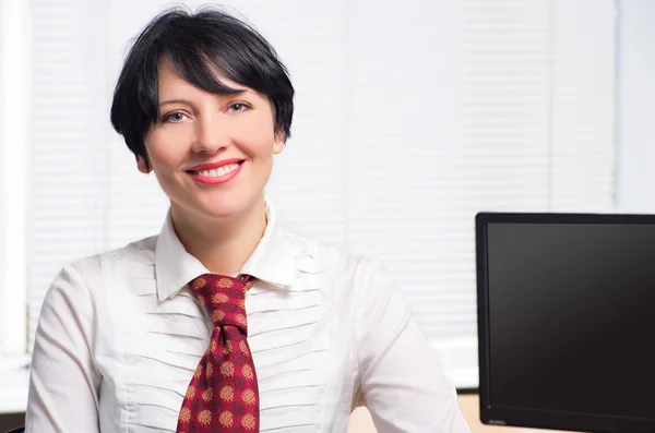 Schöne Geschäftsfrau — Stockfoto