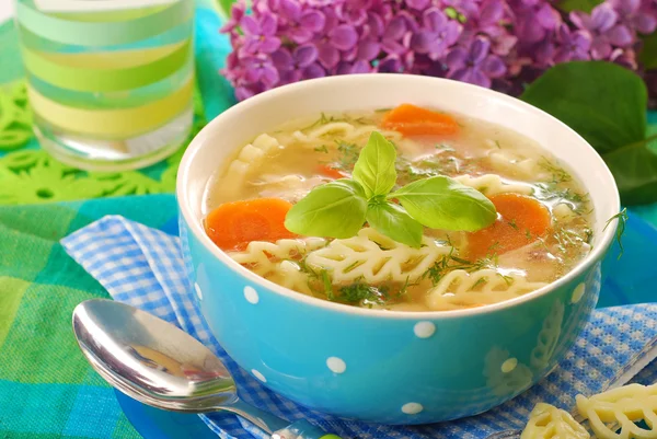 Chicken soup with noodle — Stock Photo, Image