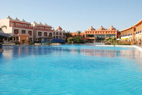 Territory of hotel at pool. Egypt. Hurgada. — Stock Photo, Image