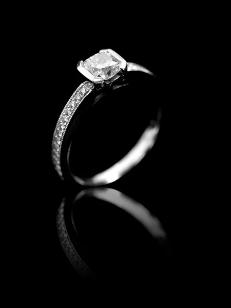 약혼 반지 — 스톡 사진