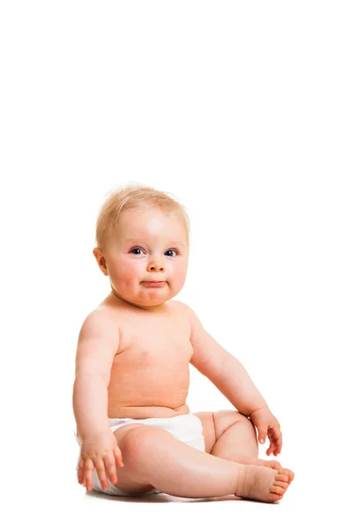 Carino neonato ragazza seduta isolata su bianco — Foto Stock
