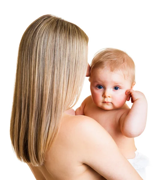 Madre holding carino neonato ragazza isolato su bianco — Foto Stock