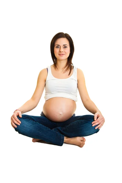 Morena grávida isolada em branco — Fotografia de Stock