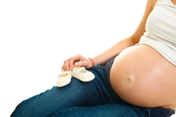 Hamile esmer beyaz izole — Stok fotoğraf