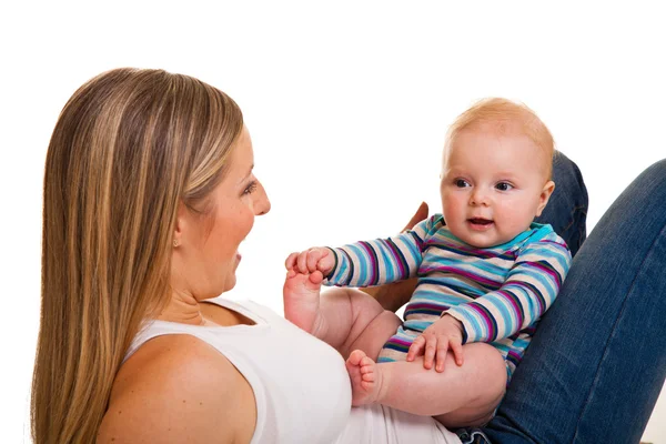 Mãe com menina infantil — Fotografia de Stock