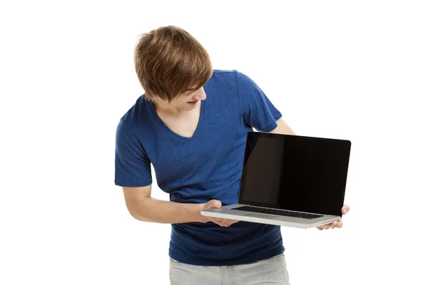 Uomo con un computer portatile — Foto Stock