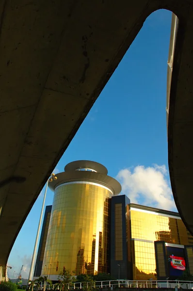 Altın bina — Stok fotoğraf