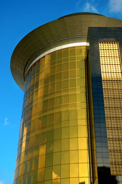 Gyllene byggnad — Stockfoto