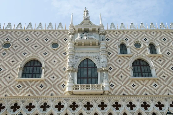 Fachada do palácio pazzia san marco — Fotografia de Stock