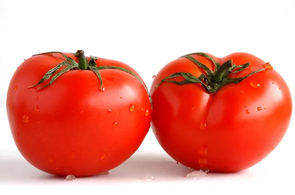 Iki taze ve sulu domates — Stok fotoğraf
