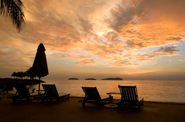 Beach benches — Stockfoto