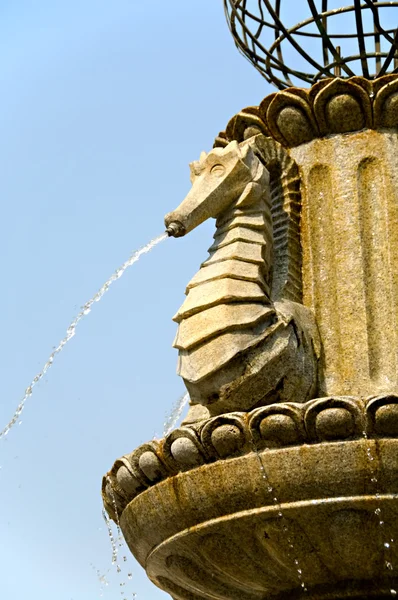 Stenen fontein — Stockfoto