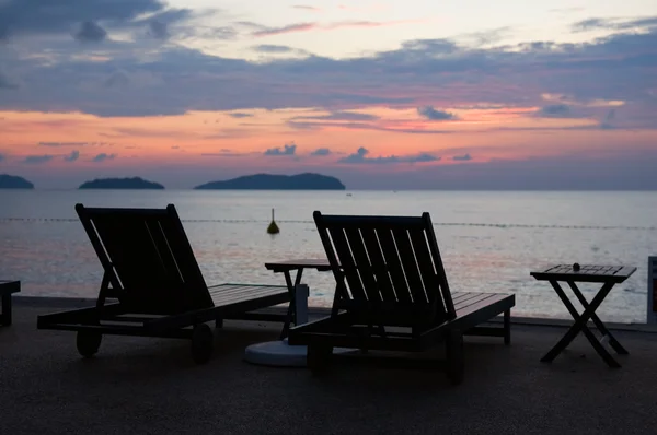 Beach benches — ストック写真
