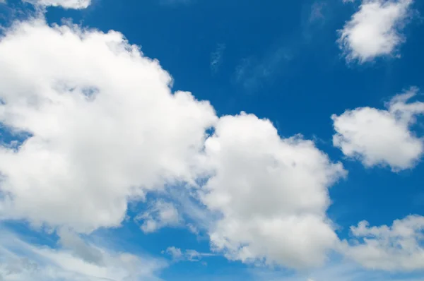Katoen zoals bewolkte hemel — Stockfoto