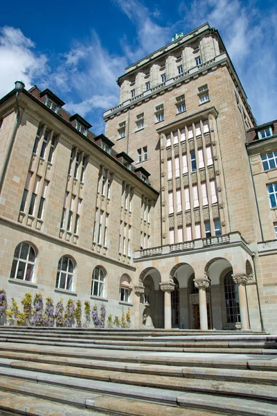 Zürichs berühmte Universität — Stockfoto