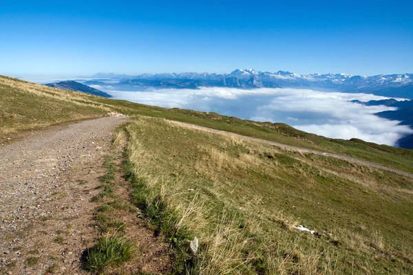 Krásný výhled na švýcarské Alpy — Stock fotografie