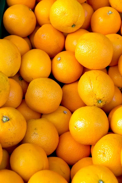 Fresh clementines on a market — Stock Photo, Image