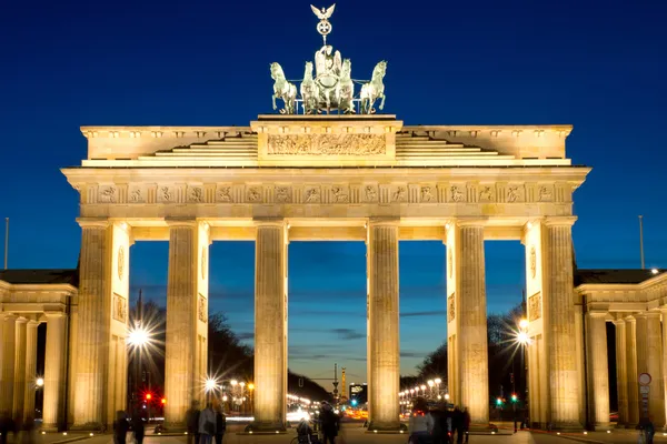 Бранденбургские ворота на рассвете — стоковое фото
