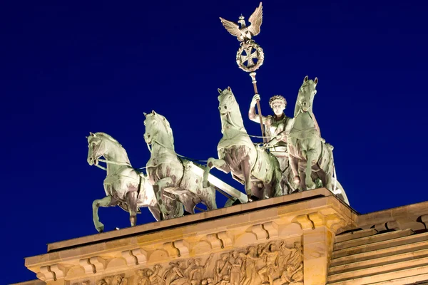 Quadriga på brandenburger tor — Stockfoto