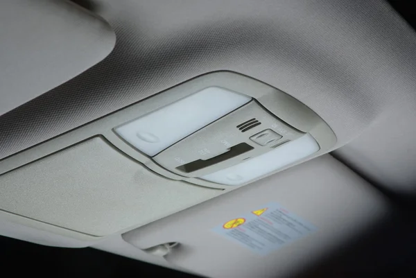 車の中で照明コントロール — ストック写真