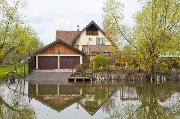 水の上の家 — ストック写真