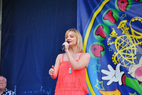 Russian pop star Tanya Bulanova — Stock Photo, Image