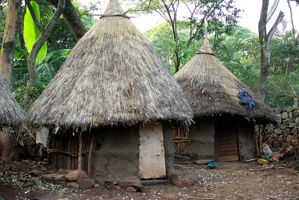 Cabanas africanas, Etiópia — Fotografia de Stock