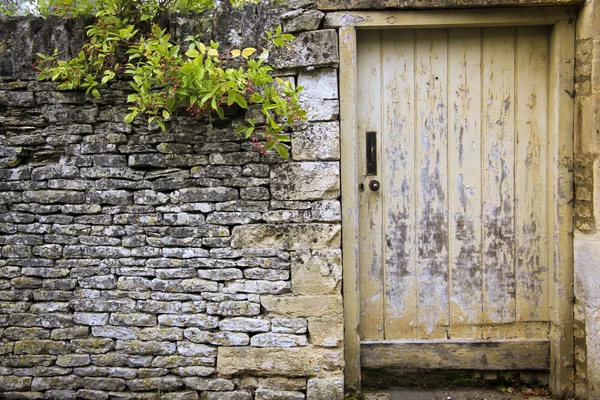 Cotswolds Bahçe kapısı kuru taş duvar — Stok fotoğraf