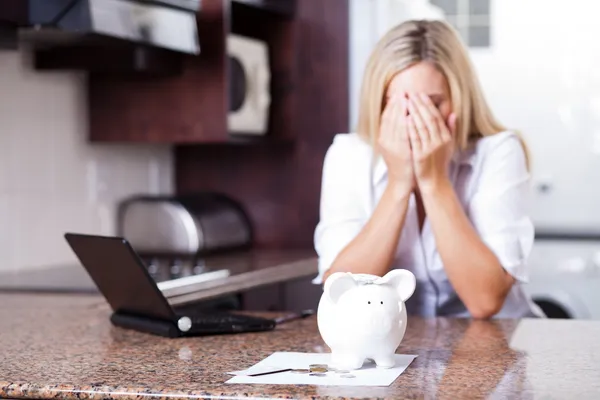 Young woman having financial problems — Stock Photo, Image