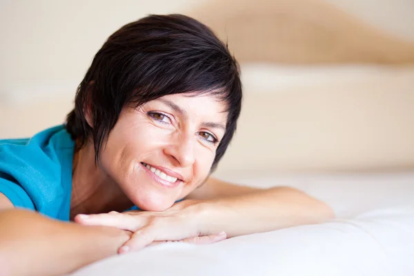 Smiling middle aged woman — Stock Photo, Image
