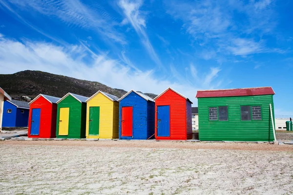 Casas de praia coloridas na Cidade do Cabo — Fotografia de Stock