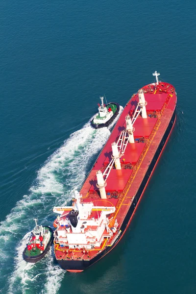 Ship on ocean — Stock Photo, Image