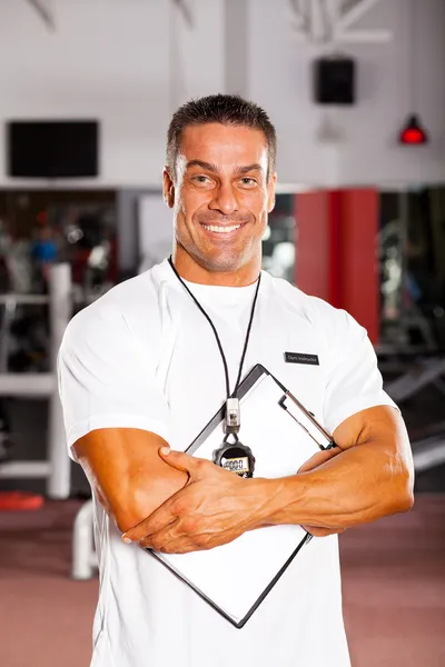 Professioneller Fitnesstrainer — Stockfoto