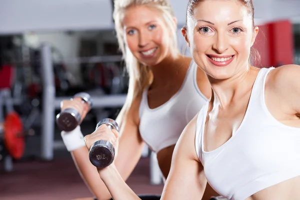 Due donne fitness — Foto Stock