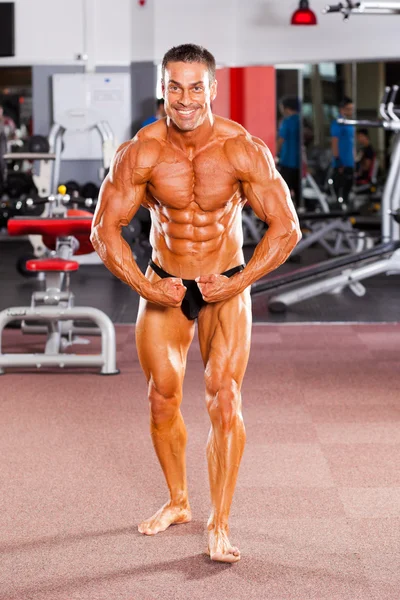 Mannelijke bodybuilder — Stockfoto