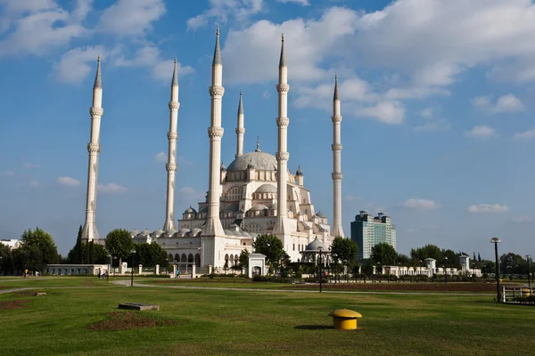 Gran Mezquita de Adana . — Foto de Stock