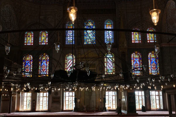 Interior de la Mezquita Azul / Estambul, Turquía — Foto de Stock