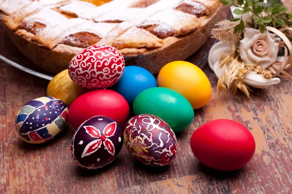 Colorful Easter Eggs And Pastiera — Stock Photo, Image