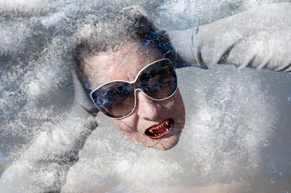 Замороженный современный вампир — стоковое фото