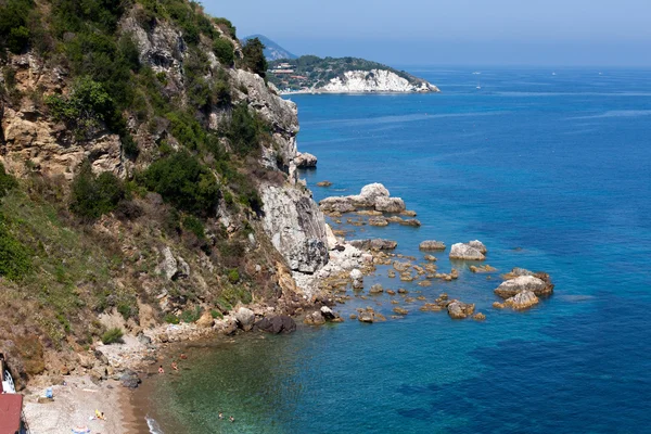Vista sulla spiaggia di Portoferraio, Isola d'Elba — Foto Stock