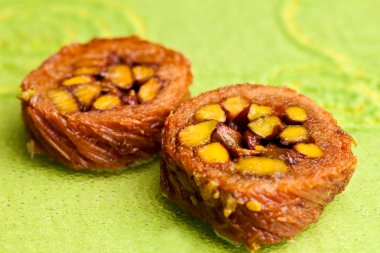 Fıstıklı burma baklava